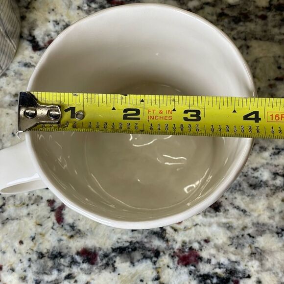 Elizabeth Benotti Handcrafted Ceramic Pottery Mugs with Herringbone Designs - Picture 13 of 14